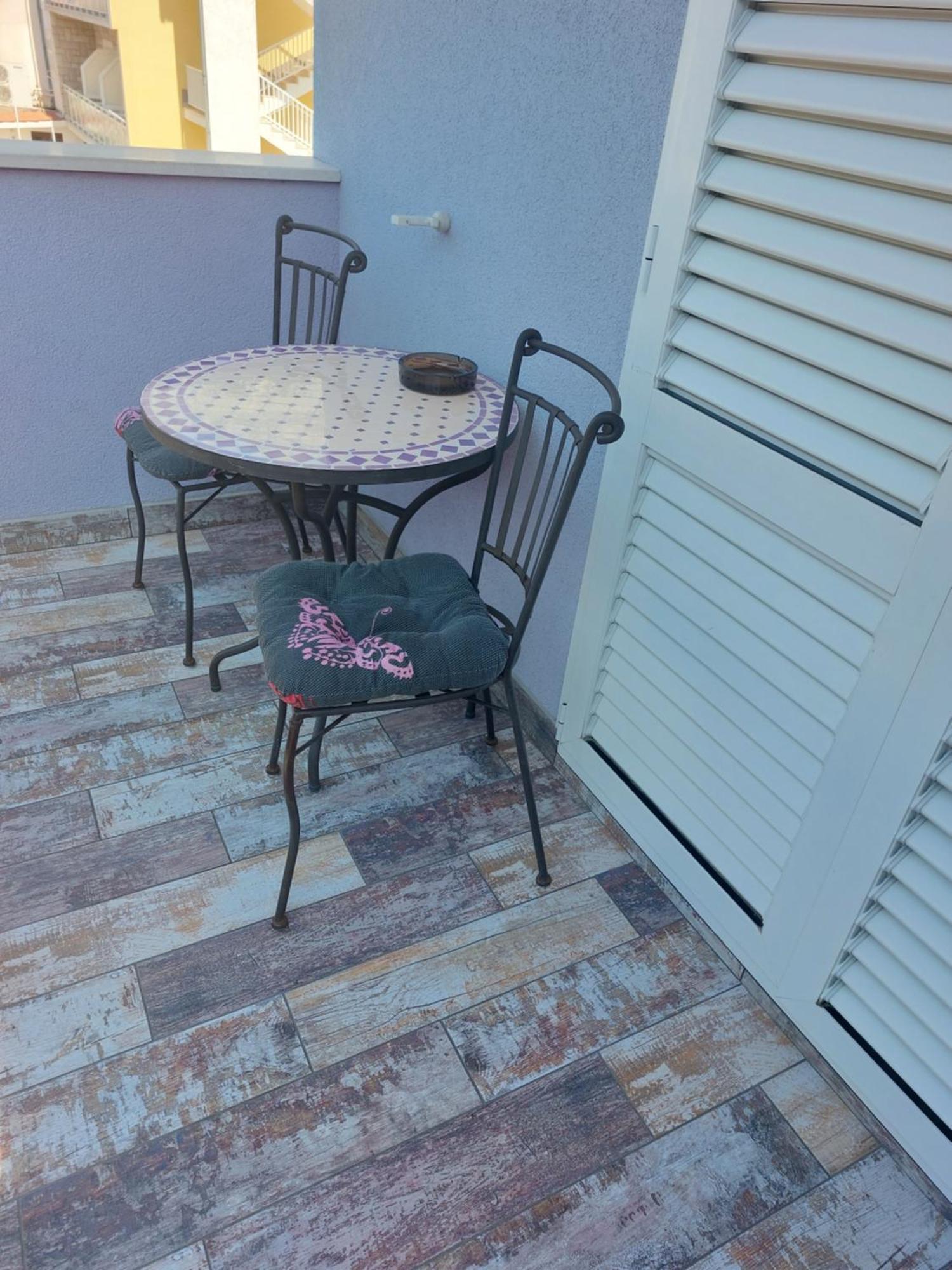 Apartments Villa Lilla Башка-Вода Номер фото