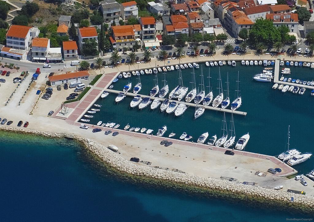 Apartments Villa Lilla Башка-Вода Экстерьер фото